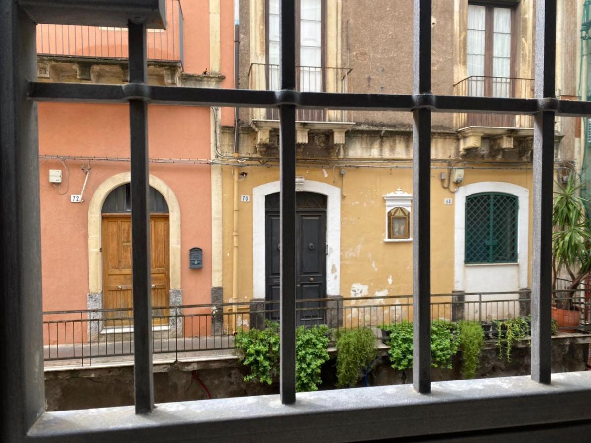 Apartment Alfonzetti-5 Min Walk To Central Train And Bus Station Catania Exterior photo