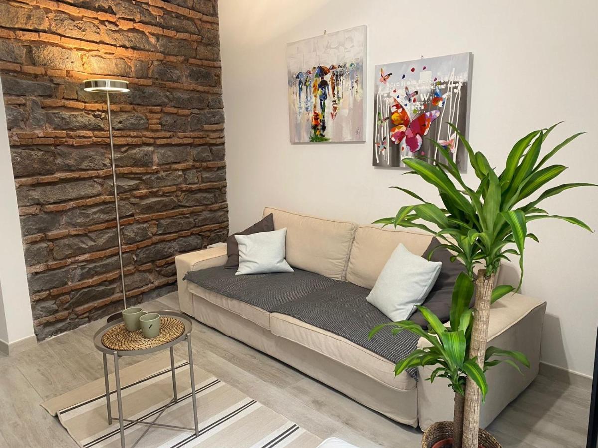 Apartment Alfonzetti-5 Min Walk To Central Train And Bus Station Catania Exterior photo